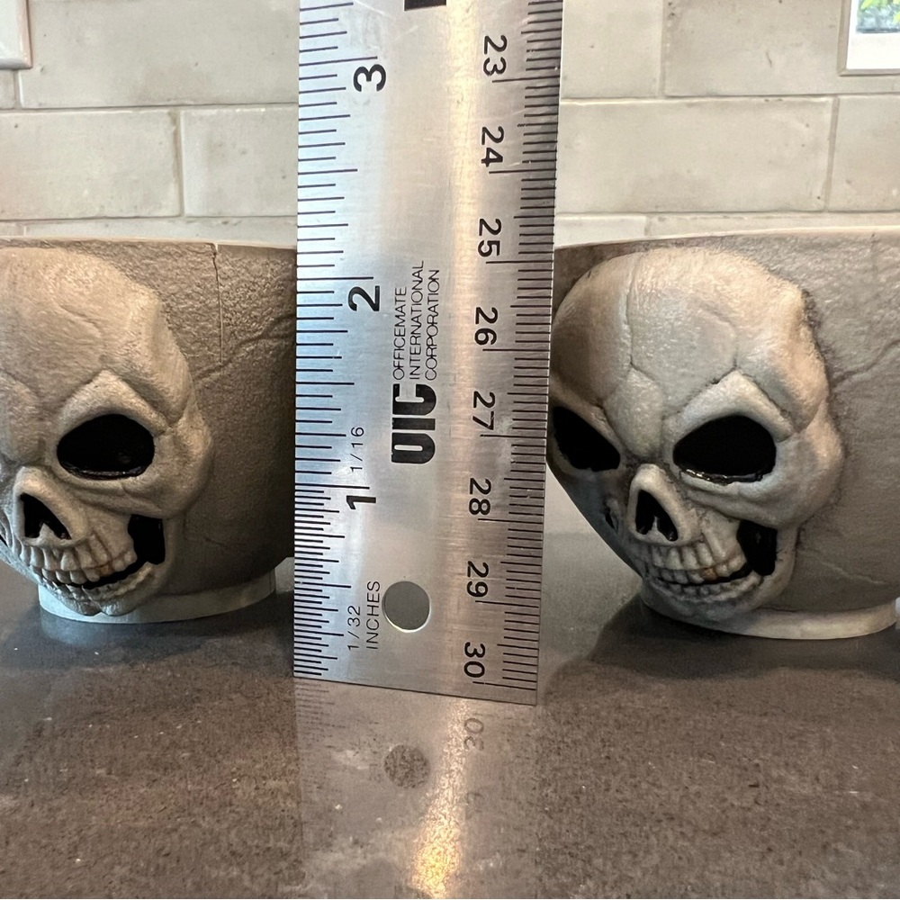 2 Skull Cups - Picture 10 of 10